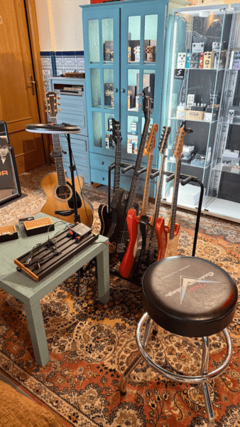 Aliaga Guitar Lab