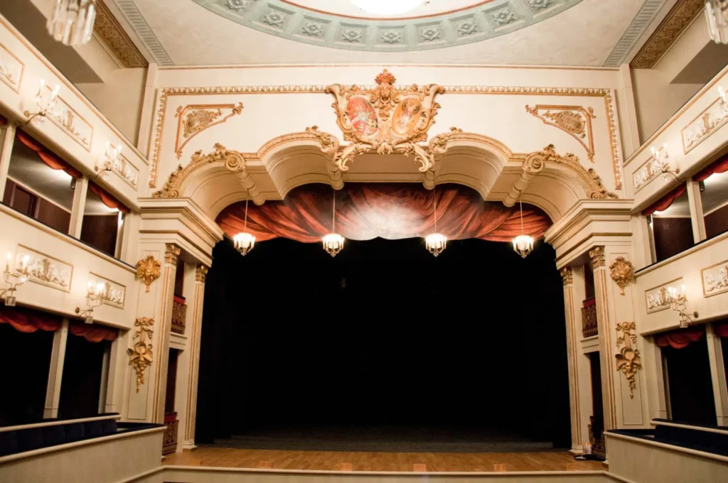 Teatro Real Carlos III de Aranjuez: programación, entradas y guía